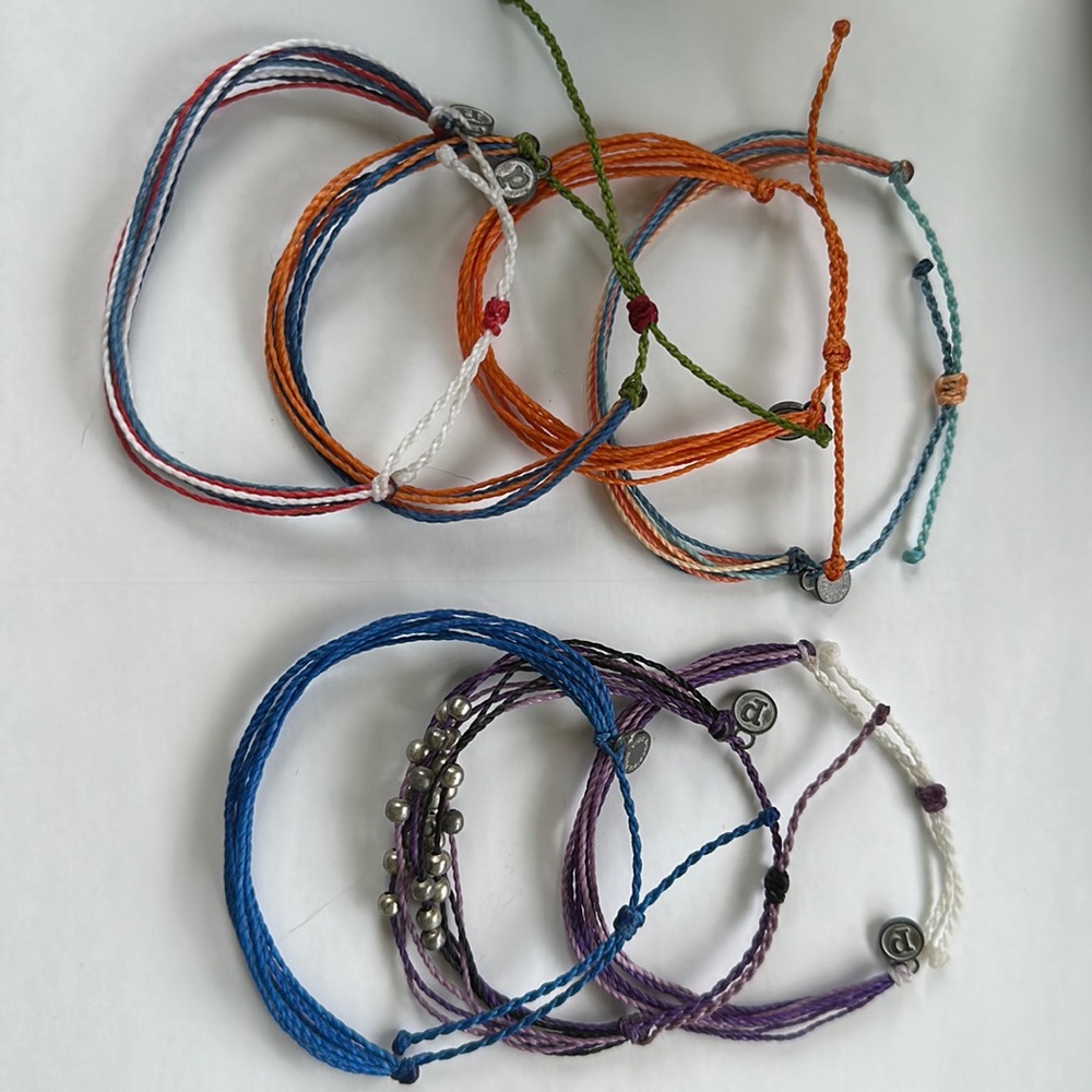 Lot of Pura Vida bracelets-7 total